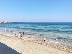 Spiaggia delle Mura di Tramontana
'in fotoğrafı biraz temiz temizlik seviyesi ile