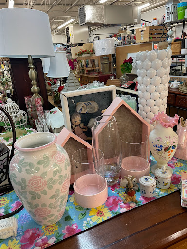 Thrift Store «The Arc Thrift Store», reviews and photos, 1 N 5th St, Rio Grande, NJ 08242, USA