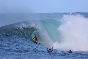 Zack Howard Surf image