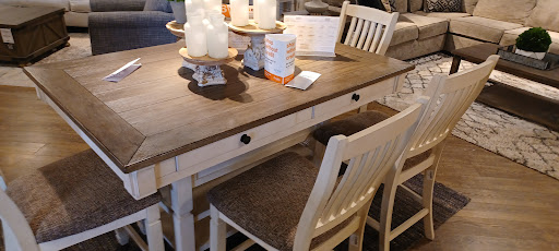 Furniture Store «Ashley HomeStore», reviews and photos, 1850 Scottsville Rd, Bowling Green, KY 42101, USA