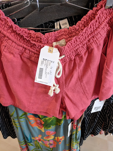 Outdoor Sports Store «Moosejaw», reviews and photos, 154 Adams Rd, Rochester Hills, MI 48309, USA