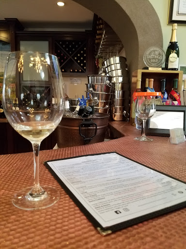 Winery «Paradise Hills Vineyard & Winery», reviews and photos, 15 Windswept Hill Rd, Wallingford, CT 06492, USA