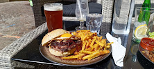 Hamburger du Restaurant Le Jakadi à Romans-sur-Isère - n°2