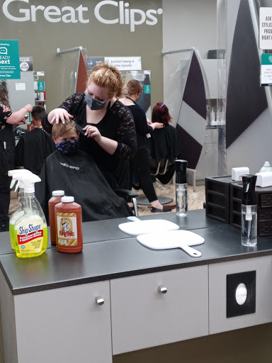 Hair Salon «Great Clips», reviews and photos, 143 W Point Pl, Mt Orab, OH 45154, USA