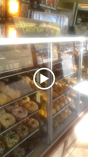 Donut Shop «Yum Yum Donuts», reviews and photos, 5454 Orangethorpe Ave, La Palma, CA 90623, USA