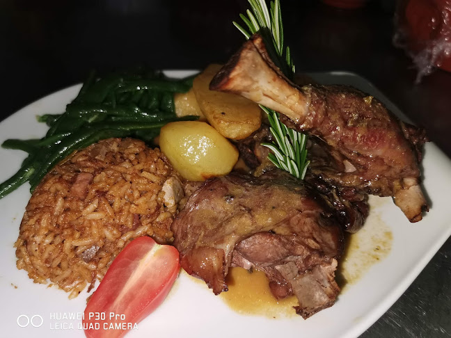 Comentários e avaliações sobre o Restaurante Pérola do Fétal