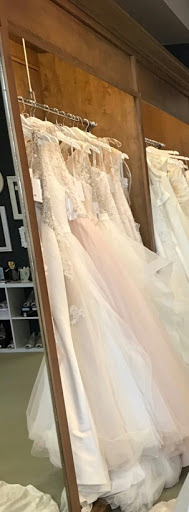 Bridal Shop «Donna Salyers’ Fabulous-Bridal», reviews and photos, 601 Madison Ave, Covington, KY 41011, USA