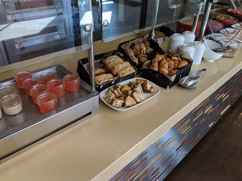 Market Table Restaurant at The Alexander Hotel 46204