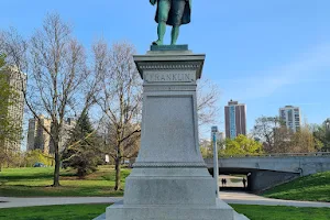 Benjamin Franklin Monument image