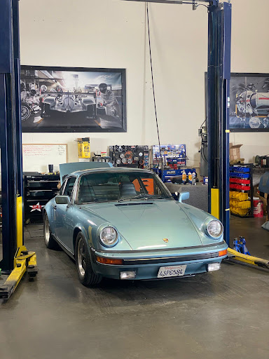 Used Car Dealer «Palm Desert Auto - Classic Cars», reviews and photos, 74725 Joni Dr, Palm Desert, CA 92260, USA