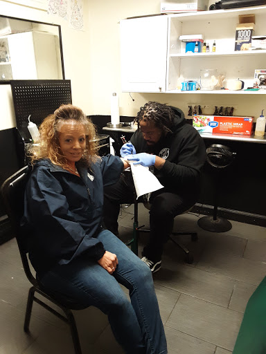 Tattoo Shop «Boston Street Tattoo», reviews and photos, 555 Boston St, Lynn, MA 01905, USA