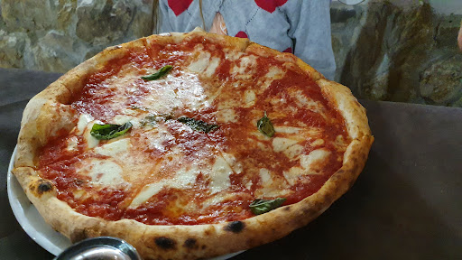 Fiumara - Ristorante - Pizzeria - Garden Bar in Santa Maria del Cedro, Provincia di Cosenza