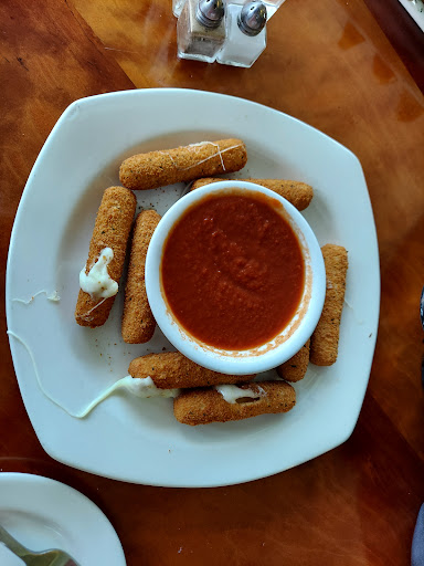 American Restaurant «Martinis Restaurant & Lounge», reviews and photos, 4338 Lake Rd W, Ashtabula, OH 44004, USA