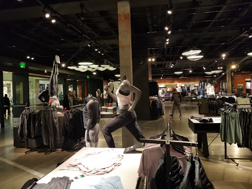 Clothing Store «Nike», reviews and photos, 8687 N Central Expy, Dallas, TX 75225, USA