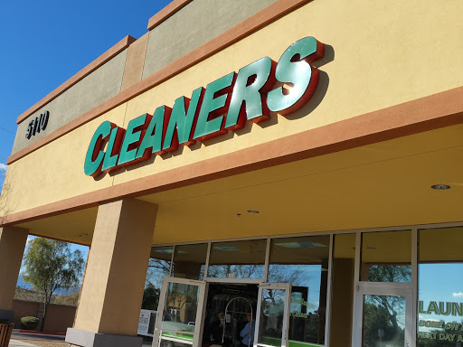 Dry Cleaner «The Clothes Hangar - Green Cleaner», reviews and photos, 5110 N Dysart Rd #112, Litchfield Park, AZ 85340, USA