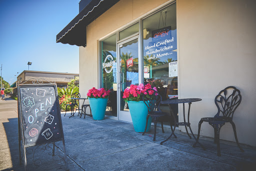 Roadees' Cafe