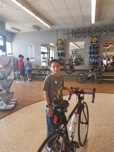 Bicycle Store «Bicycle World Memorial», reviews and photos, 14536 Memorial Dr, Houston, TX 77079, USA