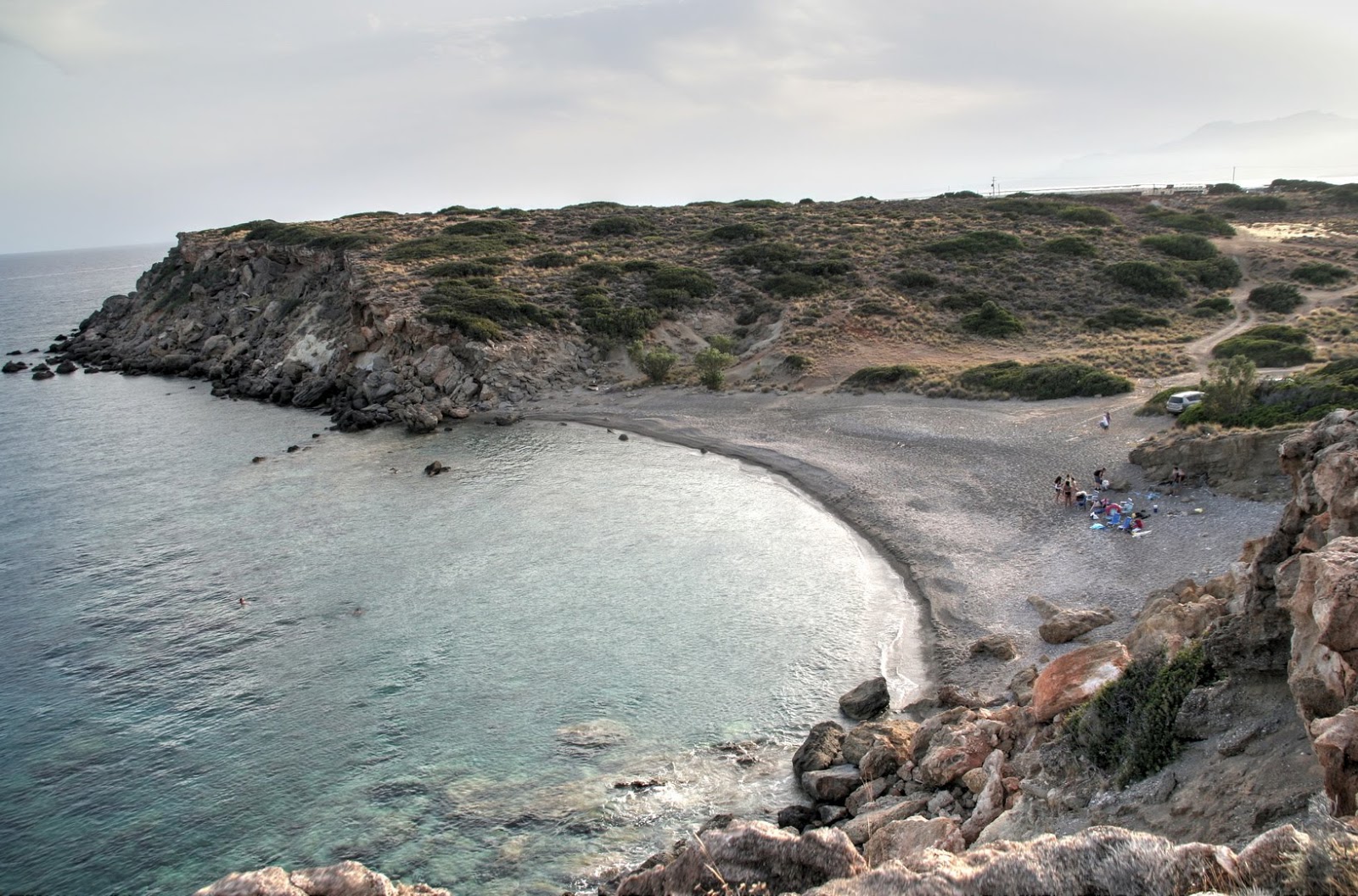 Foto von Mikro Amoudi mit kleine bucht