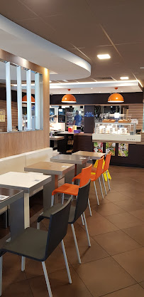Atmosphère du Restauration rapide McDonald's École Valentin à École-Valentin - n°19