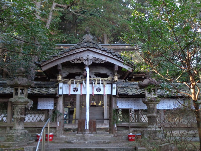 吉御子神社