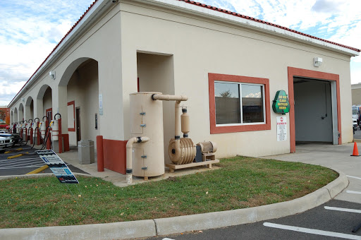 Car Wash «Rio Car Wash - Massaponax», reviews and photos, 10050 Jefferson Davis Hwy, Fredericksburg, VA 22407, USA