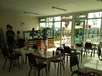 Bayrak Cafe