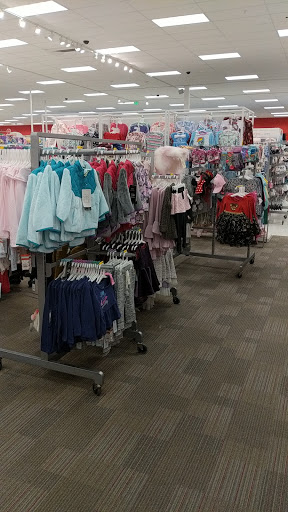 Department Store «Target», reviews and photos, 975 Rockland Rd, Lake Bluff, IL 60044, USA