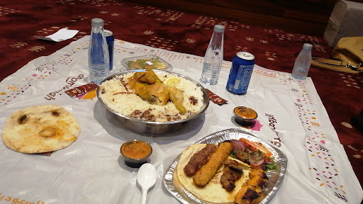 مطعم الرومانسية - العزيزية مكة