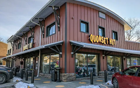 Quonset Hut image