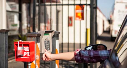 Self-Storage Facility «Security Public Storage», reviews and photos, 2633 W Shaw Ave, Fresno, CA 93711, USA