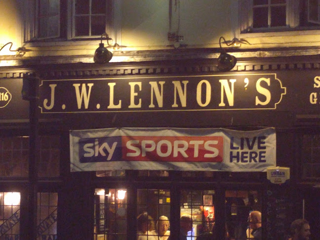 J W Lennon's - Pub