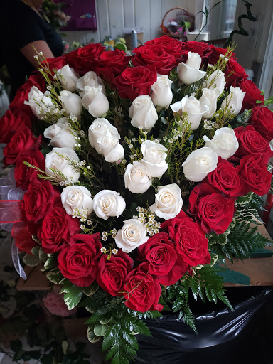 Florist «Flowers By Design», reviews and photos, 2826 Azalea Pl, Nashville, TN 37204, USA