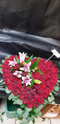 Florist «Just For You Flowers & Gifts (Same Day Delivery)», reviews and photos, 14 Washington St, Morristown, NJ 07960, USA