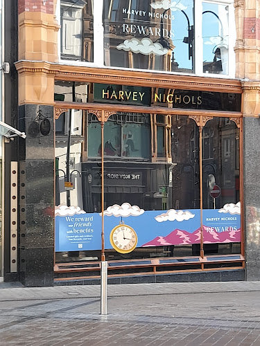 Comments and reviews of Harvey Nichols