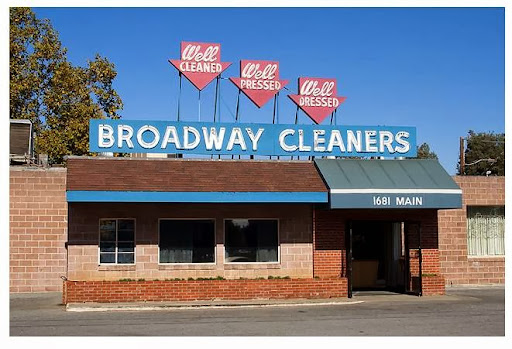 Dry Cleaner «Broadway Cleaners», reviews and photos, 1681 Main St, Redwood City, CA 94063, USA