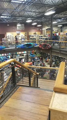 Camping Store «REI», reviews and photos, 1703 S Brentwood Blvd, Brentwood, MO 63144, USA