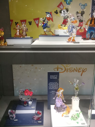 Jewelry Store «Swarovski», reviews and photos, 734 Lincoln Rd, Miami Beach, FL 33139, USA