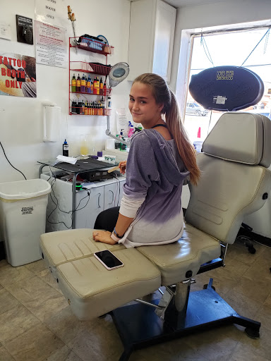 Tattoo Shop «Kentucky Tattoos», reviews and photos, 7316 Preston Hwy, Okolona, KY 40219, USA