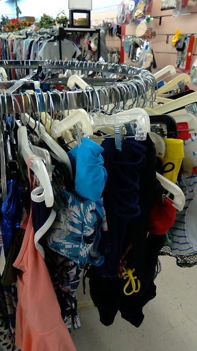 Thrift Store «Southern Thrift Store», reviews and photos, 5010 Charlotte Ave, Nashville, TN 37209, USA