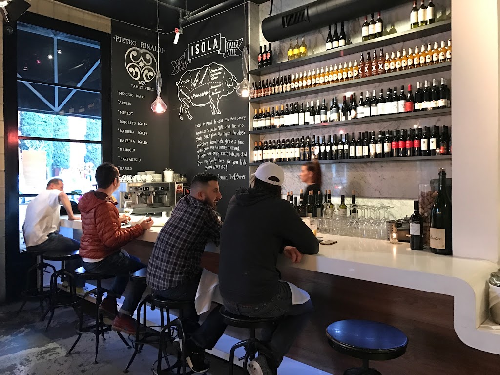 Isola Pizza Bar 92101