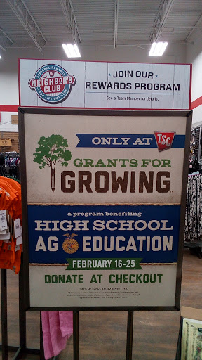 Home Improvement Store «Tractor Supply Co.», reviews and photos, 6885 US-322, Franklin, PA 16323, USA