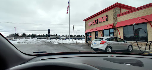 Rainstorm Car Wash en Loves Park