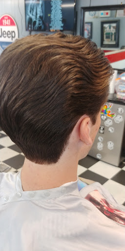 Barber Shop «Biltmore Barber Shop», reviews and photos, 4 Brook St, Asheville, NC 28803, USA