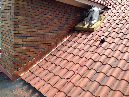 Roofing Contractor «Carlon Roofing & Sheet Metal», reviews and photos, 1430 Selinda Ave, Louisville, KY 40213, USA