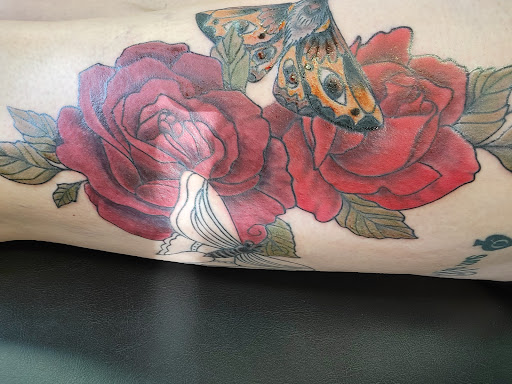 Tattoo Shop «Sacramento Tattoo and Piercing», reviews and photos, 2722 X St, Sacramento, CA 95818, USA