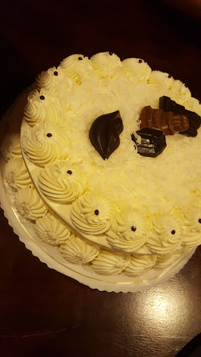 Dessert Shop «The Elegant Truffle», reviews and photos, 1111 Scott St, San Diego, CA 92106, USA