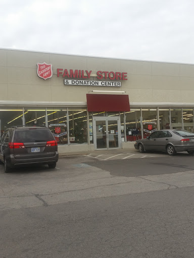 The Salvation Army Family Store & Donation Center, 2905 SW Topeka Blvd, Topeka, KS 66611, Thrift Store