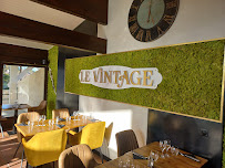 Atmosphère du restaurant le vintage à Excenevex - n°3