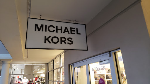 Fashion Accessories Store «Michael Kors», reviews and photos, 5709 Richmond Rd #58, Williamsburg, VA 23188, USA