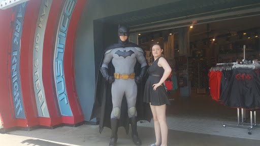 Shopping Mall «Looney Tunes Mall - Six Flags Over Texas», reviews and photos, 2201 E Road to Six Flags St, Arlington, TX 76011, USA